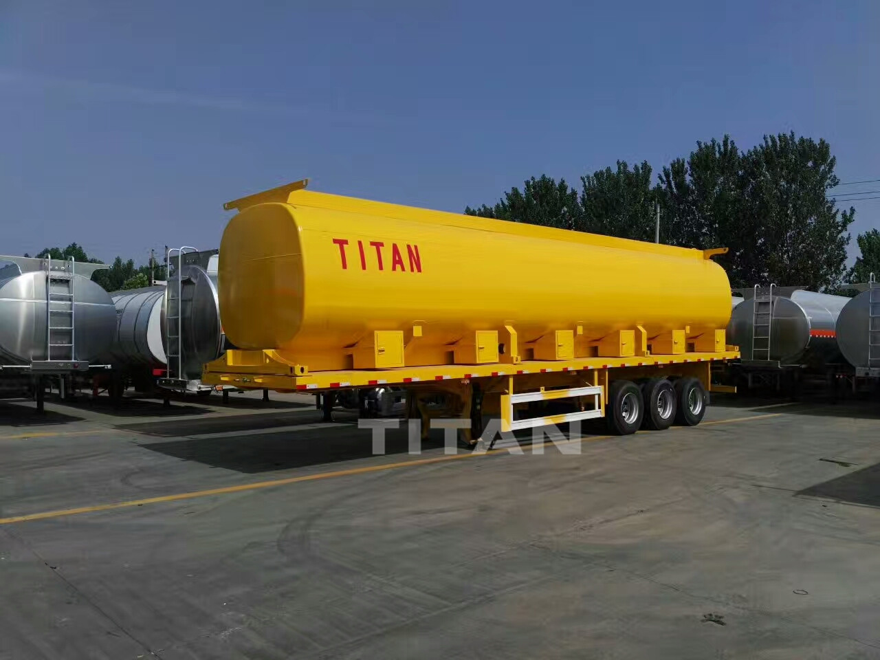 crude palm oil tanker truck trailer fuel oil tanker trailer fuel