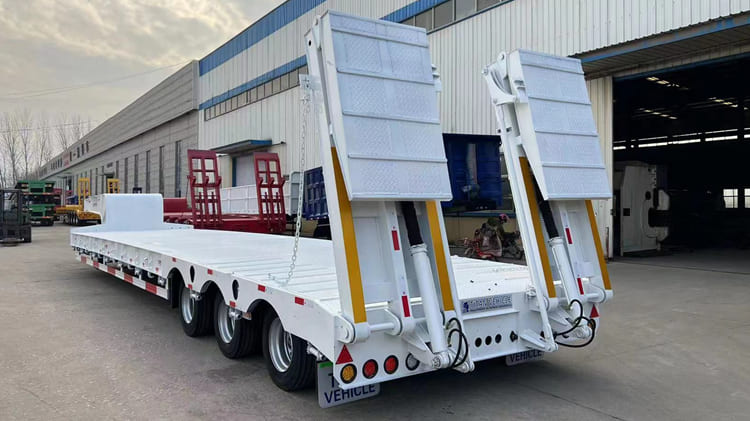 几内亚出售40英尺半低平板拖车