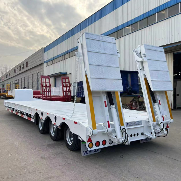 40英尺半低平板拖车