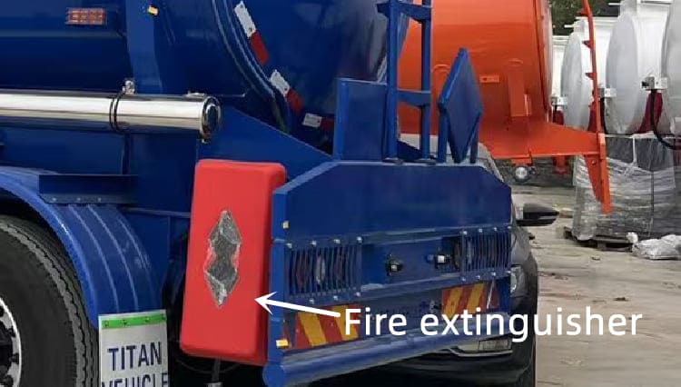 刚果在售燃气半挂油罐车